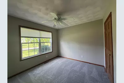 1206 Summerland Drive, Durand, IL 61024 - Photo 10