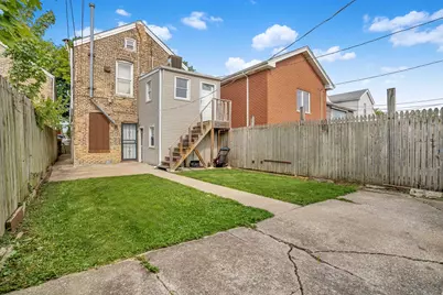 3339 S Bell Avenue, Chicago, IL 60608 - Photo 12