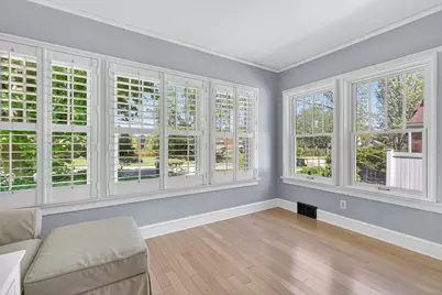 112 Douglas Avenue, Libertyville, IL 60048 - Photo 12