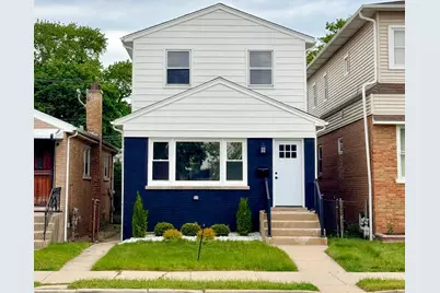 6218 W Foster Avenue, Chicago, IL 60630 - Photo 2
