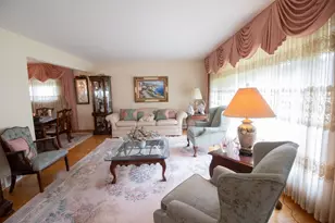 8662 N Merrill St, Niles, IL 60714 - Photo 12