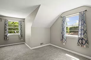 1521 Chelsea Ave, Rockford, IL 61107 - Photo 16