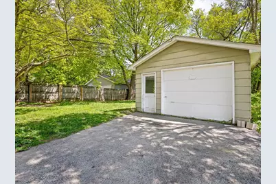 1521 Chelsea Avenue, Rockford, IL 61107 - Photo 28