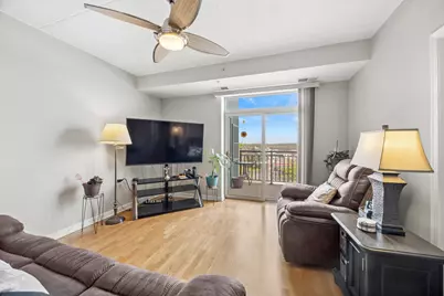 9355 Irving Park Road #401, Schiller Park, IL 60176 - Photo 4