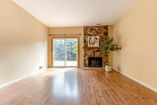 125 Pauline Ave, Buffalo Grove, IL 60089 - Photo 12