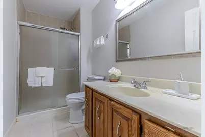 125 Pauline Avenue, Buffalo Grove, IL 60089 - Photo 16