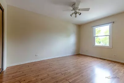 125 Pauline Avenue, Buffalo Grove, IL 60089 - Photo 18