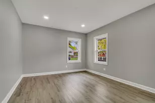 127 N Victory St, Waukegan, IL 60085 - Photo 18