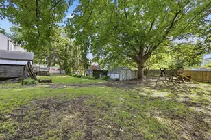 200 W Locust St, Cambridge, IL 61238 - Photo 6