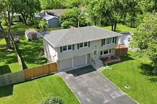 134 Michael Ln, New Lenox, IL 60451 - Photo 1