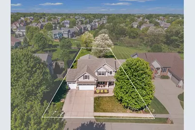 4980 Brittany Court, Bettendorf, IA 52722 - Photo 8