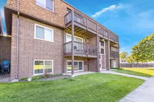 124 Boardwalk St, Elk Grove Village, IL 60007 - Photo 24