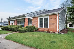 7225 Oxford Cir, Fox Lake, IL 60020 - Photo 1