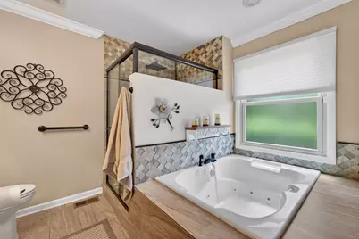 201 Tulip Circle, Island Lake, IL 60042 - Photo 22