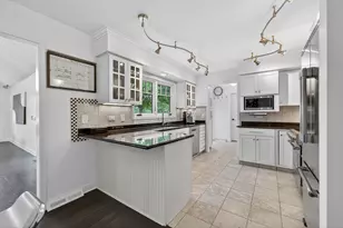8517 Arizona Trail, Willow Springs, IL 60480 - Photo 8