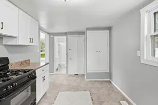 447 N Birch St, Manteno, IL 60950 - Photo 8