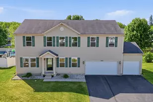2905 Plumrose Ln, McHenry, IL 60050 - Photo 1