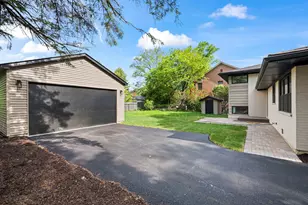 1024 Arbor Ln, Glenview, IL 60025 - Photo 28