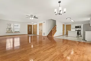 3909 Sedge St, Zion, IL 60099 - Photo 6