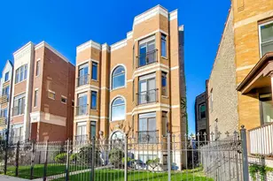 2022 N Wood St, Chicago, IL 60614 - Photo 1
