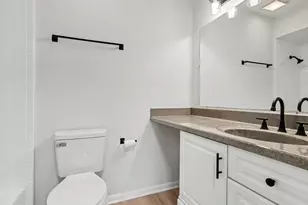 3008 Roberts Dr, Woodridge, IL 60517 - Photo 14