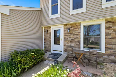 506 Old Hunt Road, Fox River Grove, IL 60021 - Photo 2