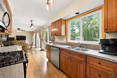 506 Old Hunt Road, Fox River Grove, IL 60021 - Photo 10