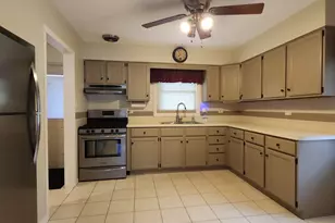 4609 W 115th Pl, Alsip, IL 60803 - Photo 14