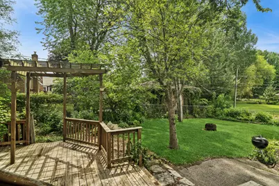 327 W Hawley Street, Mundelein, IL 60060 - Photo 16