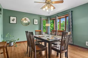327 W Hawley St, Mundelein, IL 60060 - Photo 4