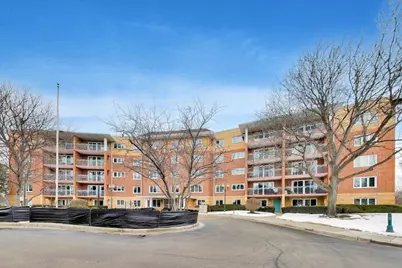 710 Creekside Drive #104A, Mount Prospect, IL 60056 - Photo 1
