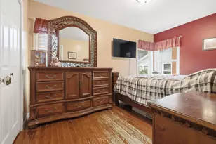 820 S Locust St, Pontiac, IL 61764 - Photo 14