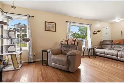 820 S Locust Street, Pontiac, IL 61764 - Photo 10