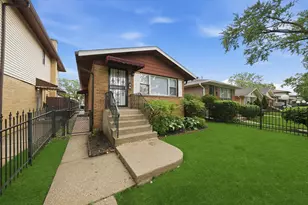 11613 S Loomis St, Chicago, IL 60643 - Photo 2