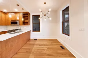2132 N Oakley Ave, Chicago, IL 60647 - Photo 8