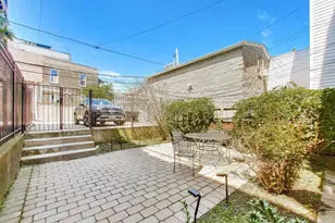 2132 N Oakley Ave, Chicago, IL 60647 - Photo 18