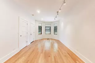 2132 N Oakley Ave, Chicago, IL 60647 - Photo 2