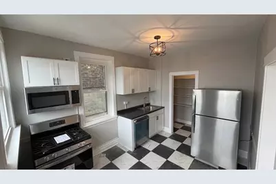 440 S Ridgeland Avenue #2S, Oak Park, IL 60302 - Photo 2