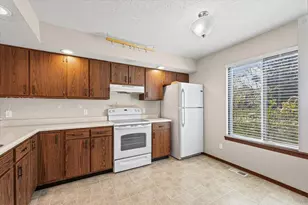 2515 Clayton Blvd, Champaign, IL 61822 - Photo 8