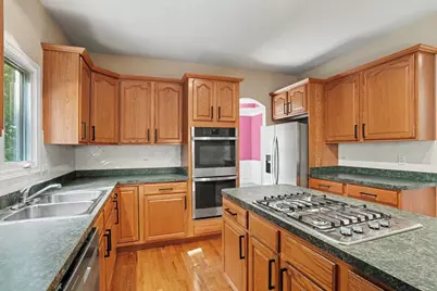 205 Willowwood Drive, Oswego, IL 60543 - Photo 10