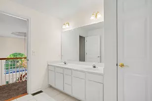 205 Willowwood Dr, Oswego, IL 60543 - Photo 22