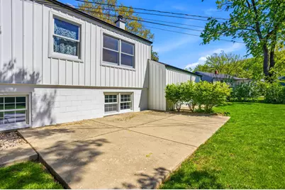 1917 E Cholo Lane, Mount Prospect, IL 60056 - Photo 24