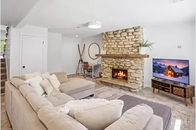 1917 E Cholo Lane, Mount Prospect, IL 60056 - Photo 18