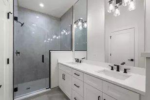 420 E 50th Pl, Chicago, IL 60615 - Photo 16