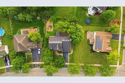 12716 S Meadow Lane, Plainfield, IL 60585 - Photo 2