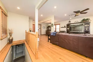 6461 W Raven St, Chicago, IL 60631 - Photo 20