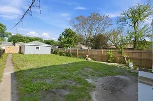8243 S Wabash Ave, Chicago, IL 60619 - Photo 24