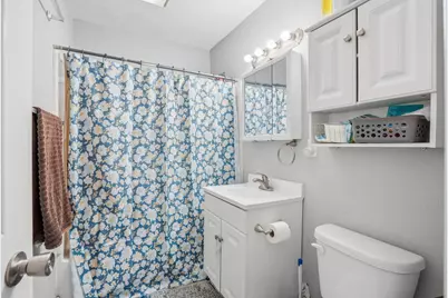 3202 W 67th Street, Davenport, IA 52806 - Photo 12