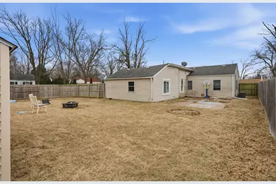 3202 W 67th Street, Davenport, IA 52806 - Photo 18