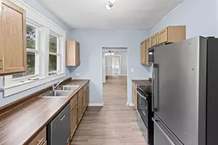 518 Cedar St, Centralia, IL 62801 - Photo 22